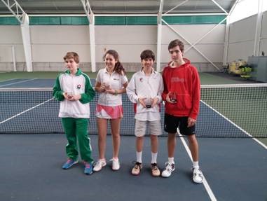 &Eacute;xito navarro en el 1&ordm; Torneo Tecnifibre